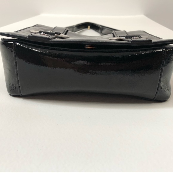 Versace Versus patent leather purse, lion hardware - Picture 6 of 11